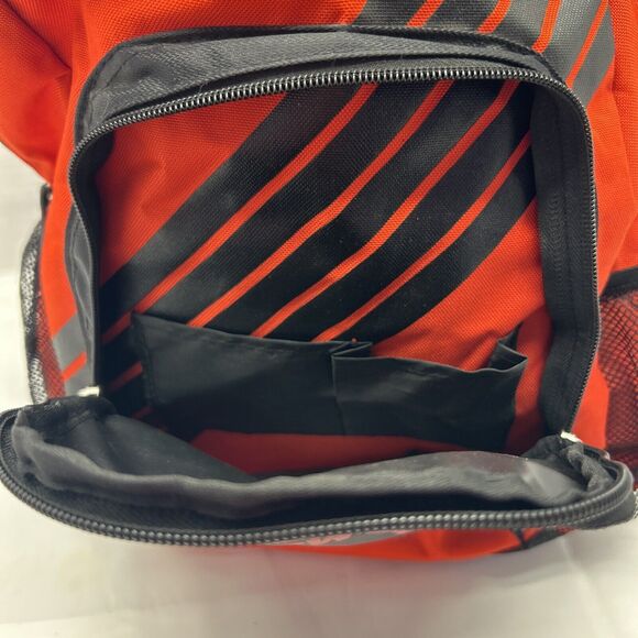 K Swiss Red & Black Backpack Classic Look Medium Size 15" x 17" Several Pockets - Picture 7 of 13